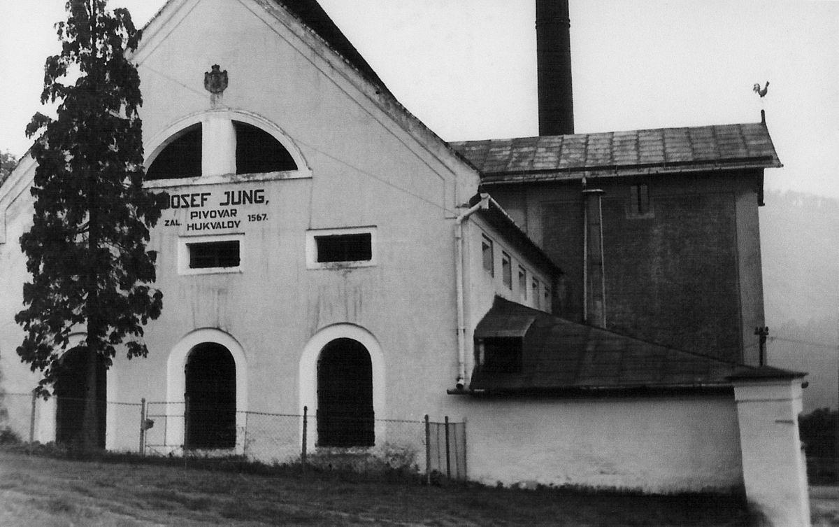 1200px Pivovar Hukvaldy 1900