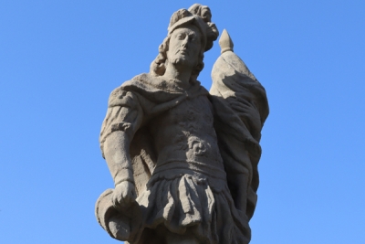 Socha sv. Flori&aacute;na na Podz&aacute;mč&iacute;