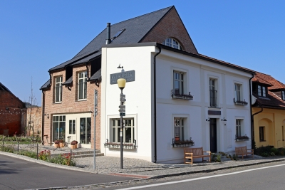 R&aacute;j na zemi - venkovsk&yacute; hotel a kav&aacute;rna